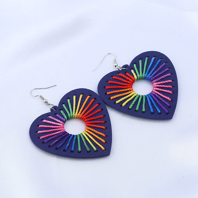 Aretes De Madera De Color Mezclado Envoltura De Corazón al por mayor